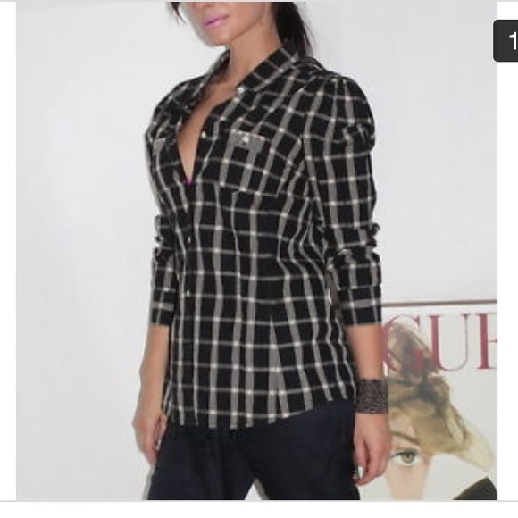 Juicy Couture long sleeve plaid