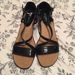 Aerosols cute black sandals