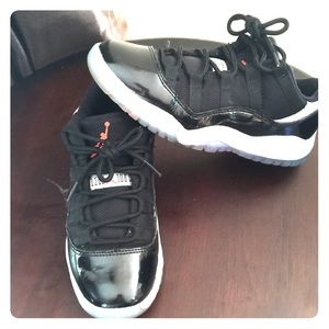 Jordan Retro 11 infrared lows
