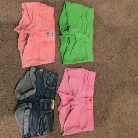 Four pairs of Abercrombie shorts