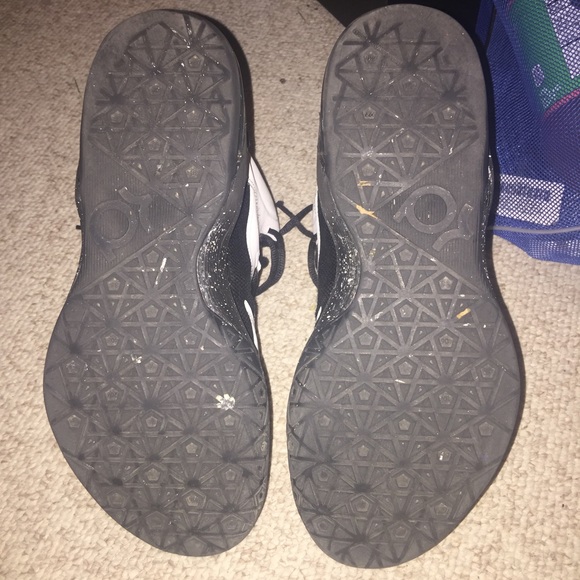 Nike id kd 5's size 8.5 - Picture 2 of 4