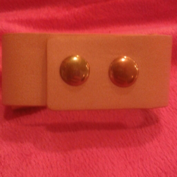 Cuff bracelet - Picture 2 of 3