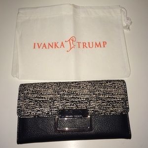 Ivanka Trump wallet