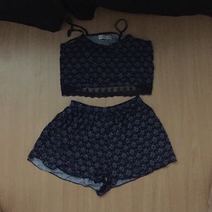 A&F kids matching set