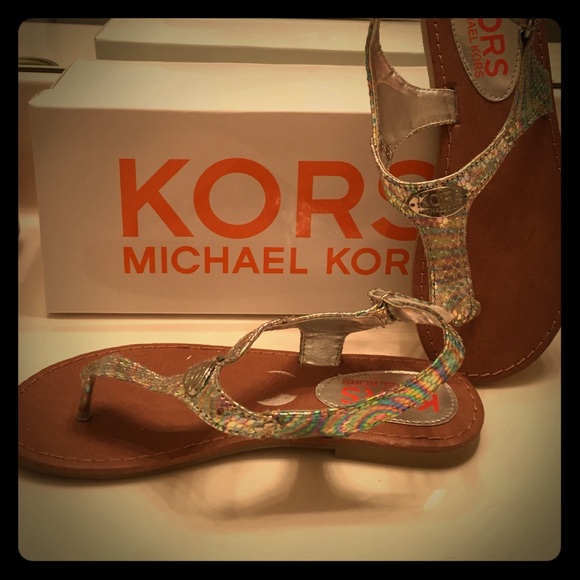 Michael Kors flip flops
