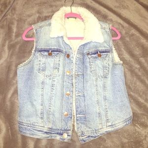 Jean jacks fur vest from H&M