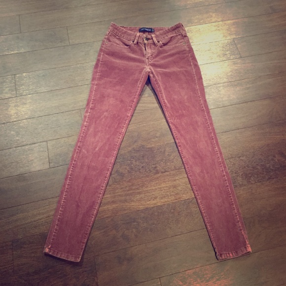 Levi's 535 maroon corduroy leggings