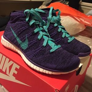 Nike Flyknit Chukka
