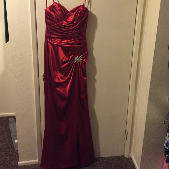 Strapless Red dress
