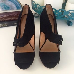LAMB Open Toe Blk Suede Pumps