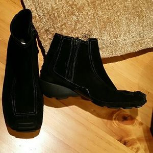 Clarks Privo black suede ankle boot