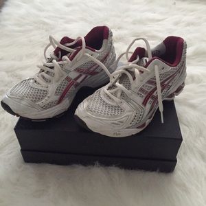 Sz 6.5 Asics Gel Keyano