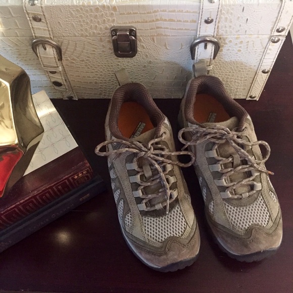 Sz 6 Merrell Siren Ventilator Trail Shoe