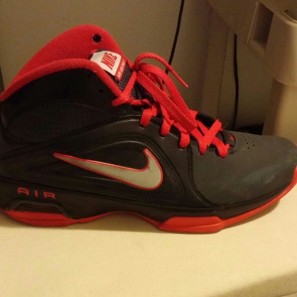 Nike tennis shoes