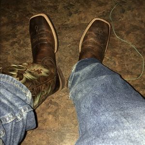 Ariat  Boots