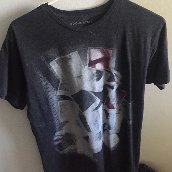 rogue state pictures graphic shirt nwot