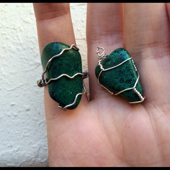 tumbled chrysocolla stones