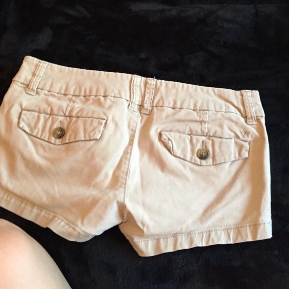 Tan American Eagle Shorts - Picture 3 of 4