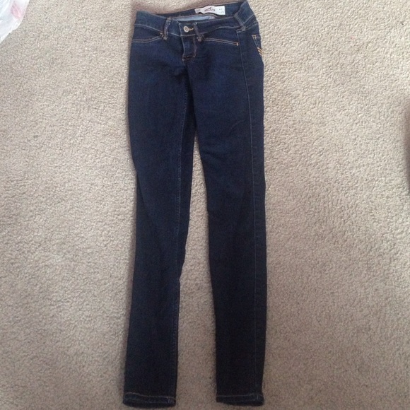 00 jeans from hollister wore a couple times