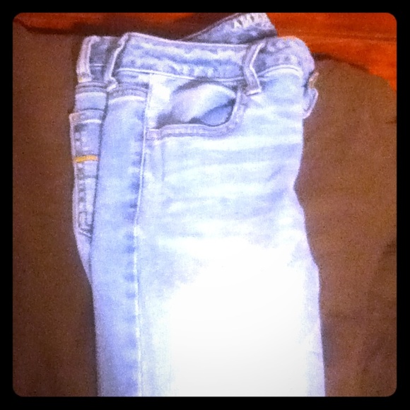 American eagle jeans.