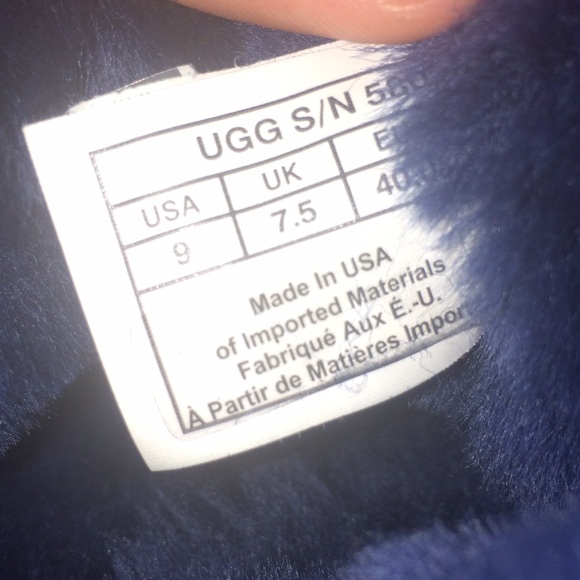 Short Navy Blue Bailey Button Women's 9 - Picture 4 of 4