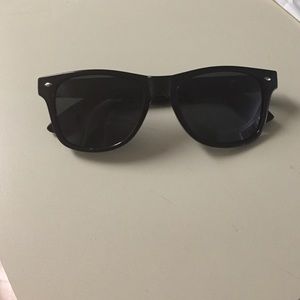 Anti glare polarized sunglasses. New never worn