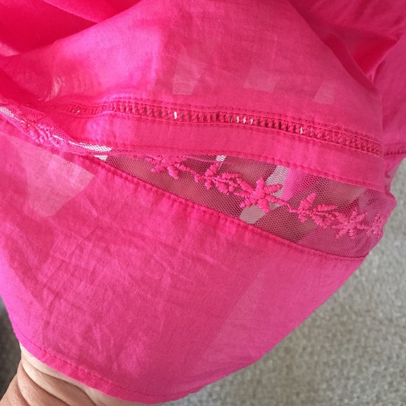 🚫SOLD IN BUNDLE🚫 Sweetest summer top ever! - Picture 3 of 4