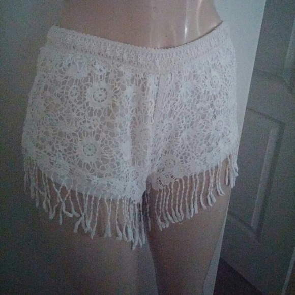 Summer fringe shorts