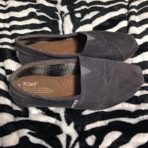 Gray corduroy toms