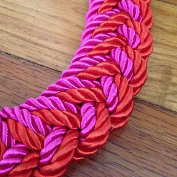 F21 Multicolored Rope Necklace - Picture 2 of 2