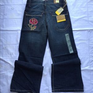 Fat Face: The Jeans that Beat Mountains