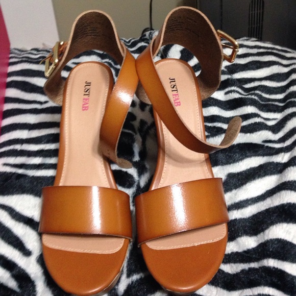 Brand new cognac wedges