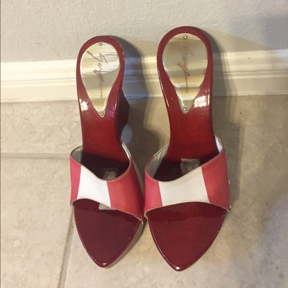 Giuseppe Zanotti red wood soled wedges