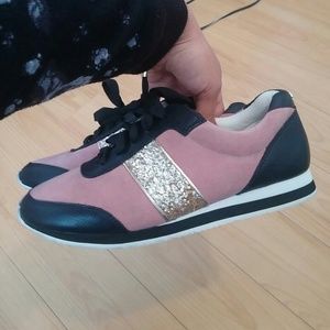 Beautiful strylish Kate Spade shoes