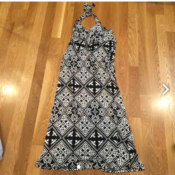 Sold ! NWT black n white maxi - Picture 1 of 3