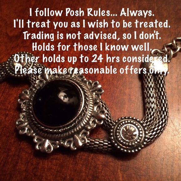 About This Closet - Picture 3 of 4