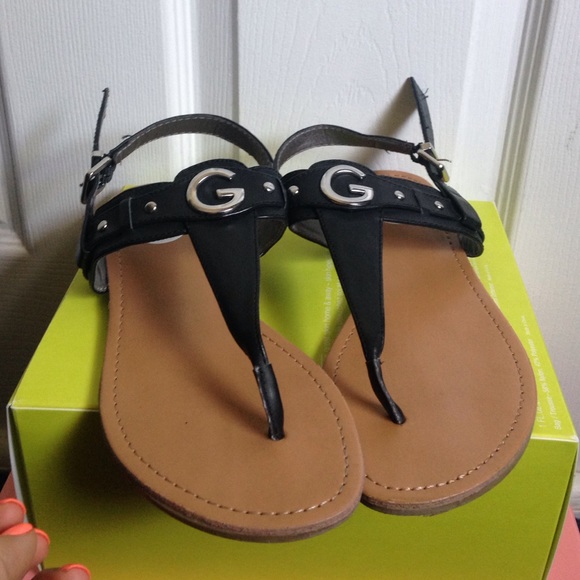 New guess sandals