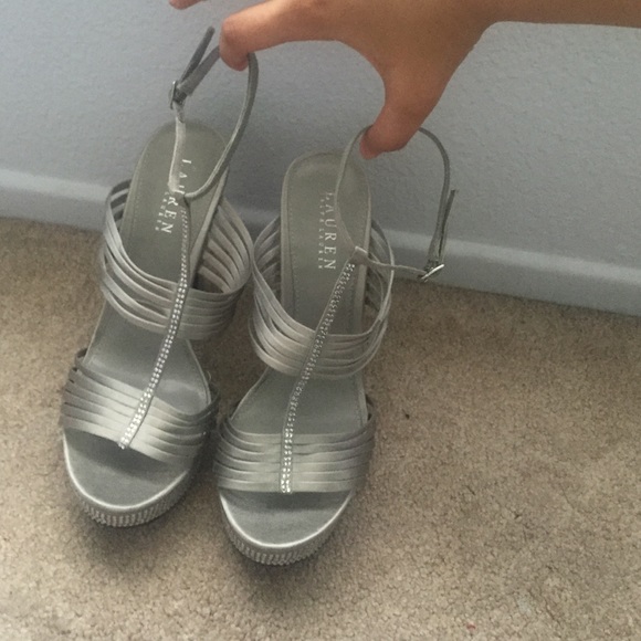 Ralph Lauren sliver ba dazzle heels