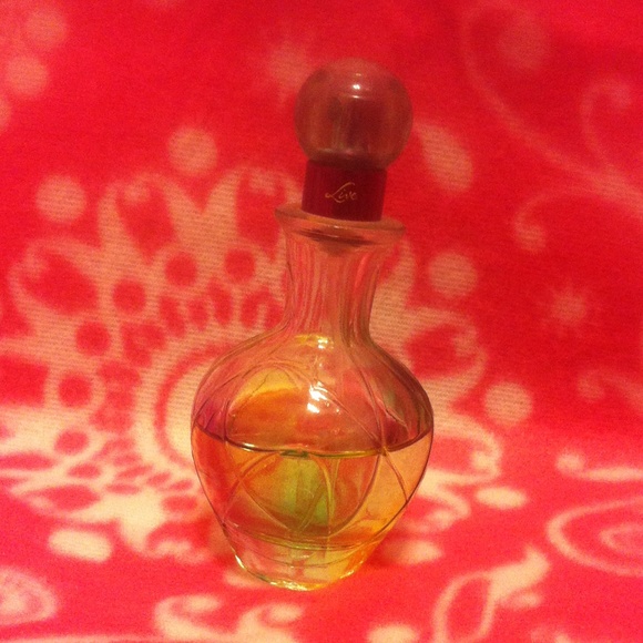 J lo live perfume