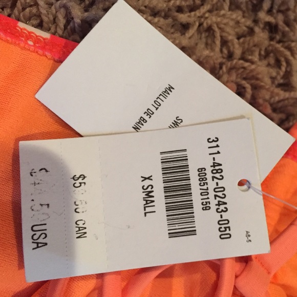 NWT Hollister swimsuit - Picture 4 of 4