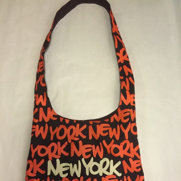 Robin Ruth NY Canvas Messenger Tote Bag - Picture 2 of 4