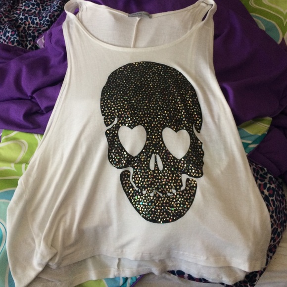 Sleeveless loose sequin skull tank