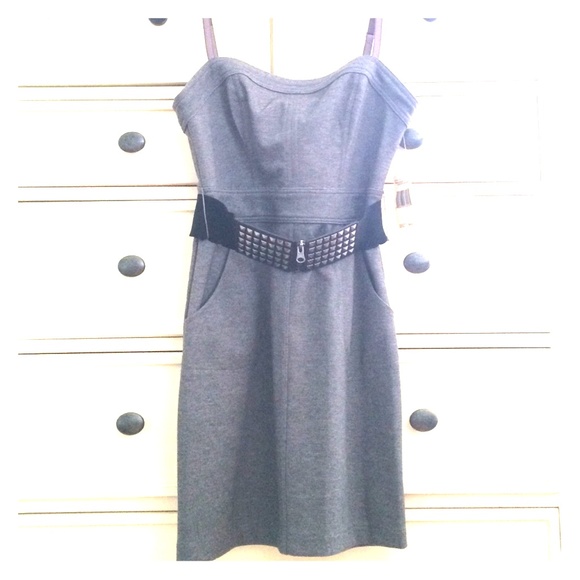 Guess- Dress, Belt included