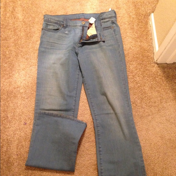 BCBG Max Azria (Tayna) - Picture 1 of 4