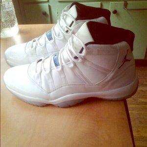 Jordan 11s
