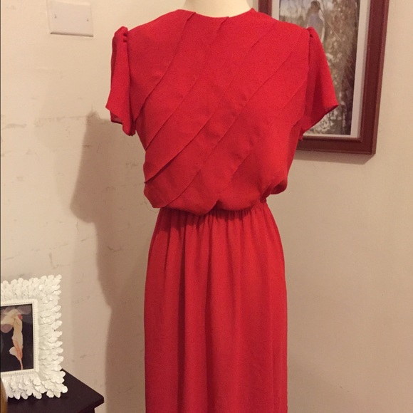 1970s /1980s red dress