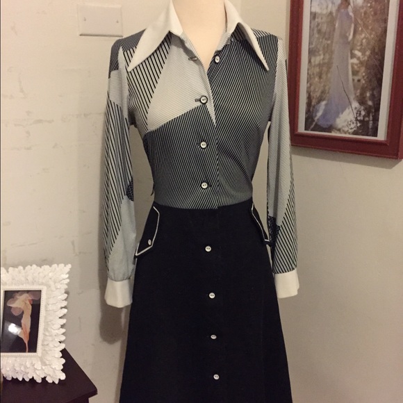 1970s button front shirt dress.