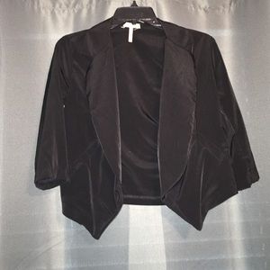 Cropped black blazer ❗️ALL $4 ITEMS ARE BOGO ❗️