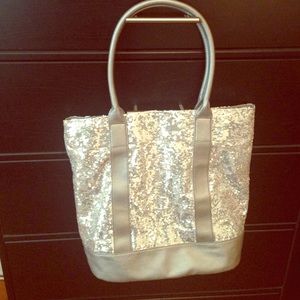 Silver sequined bag