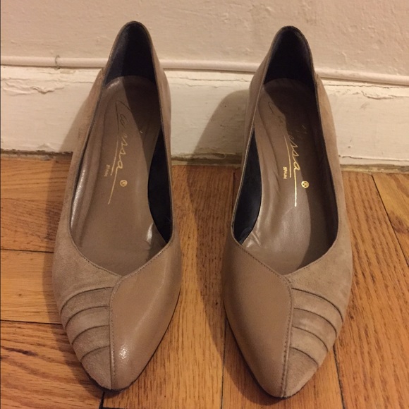 80s tan leather kitten heels